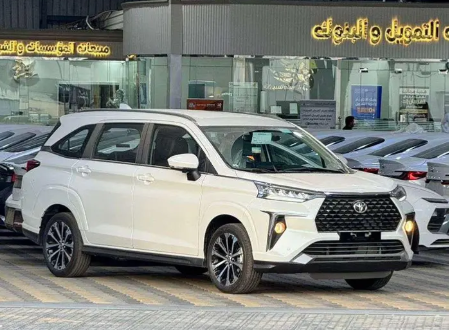 تويوتا فيلوز GLX فل كامل 1.5 سعودي