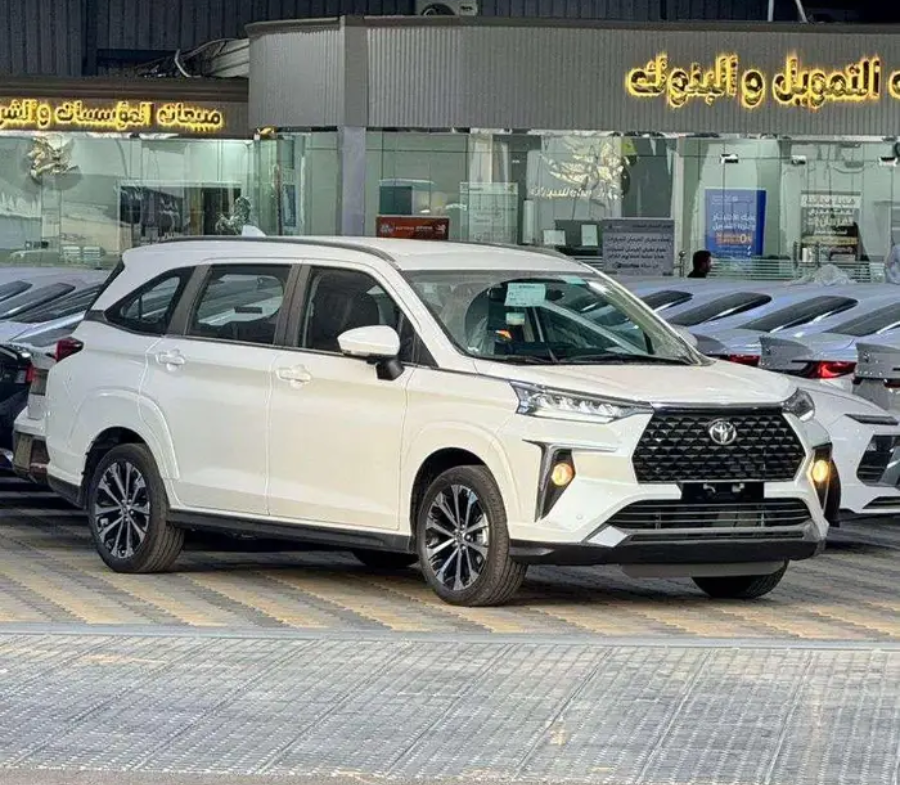 تويوتا فيلوز فل كامل1.5  GLX سعودي