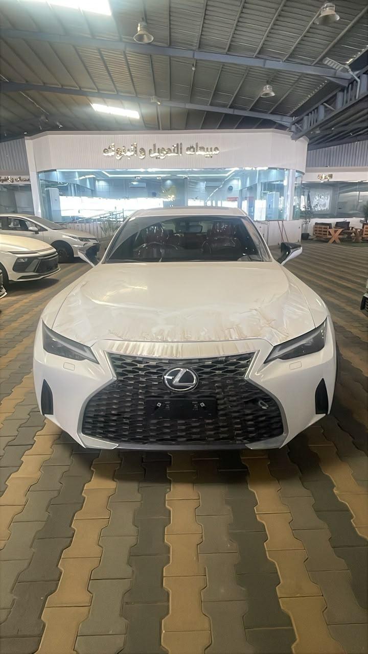 لكزس TS350 (3.5) خليجي