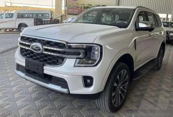 فورد ايفريست لمتيد فل 2.3 4*4 خليجي